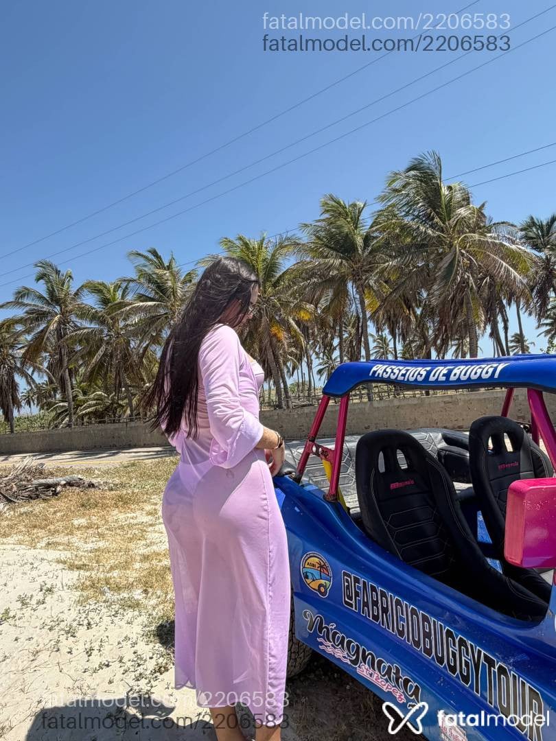 Acompanhante mulher trans morena (o) de olhos castanhos - Melissa