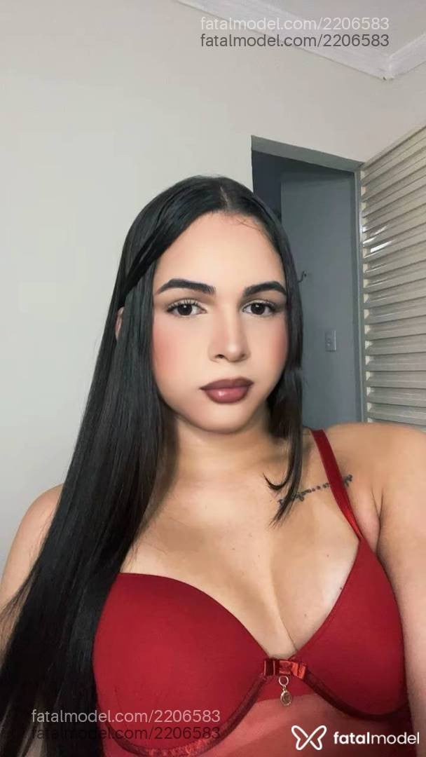 Acompanhante mulher trans morena (o) de olhos castanhos em Juazeiro do Norte - Melissa