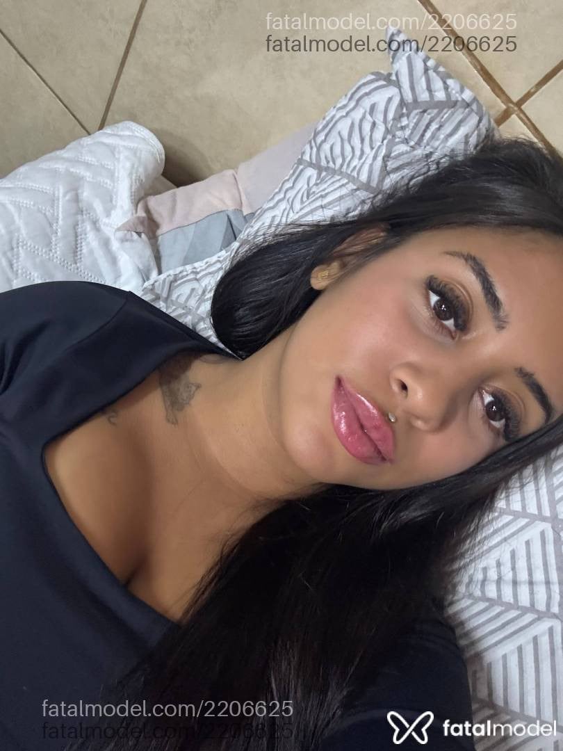 Acompanhante mulher morena (o) de olhos castanhos em Passo Fundo - Yasmin Alves
