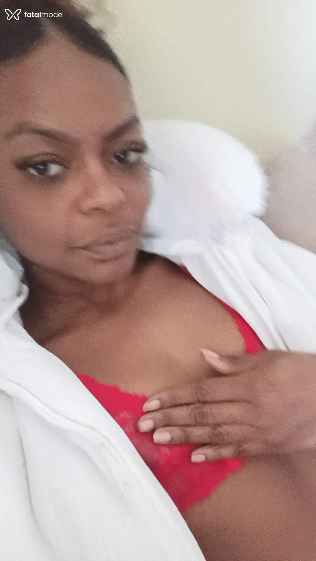 Acompanhante mulher morena (o) de olhos pretos em Indaiatuba Acompanhante mulher morena (o) de olhos pretos em Indaiatuba - Dudah
