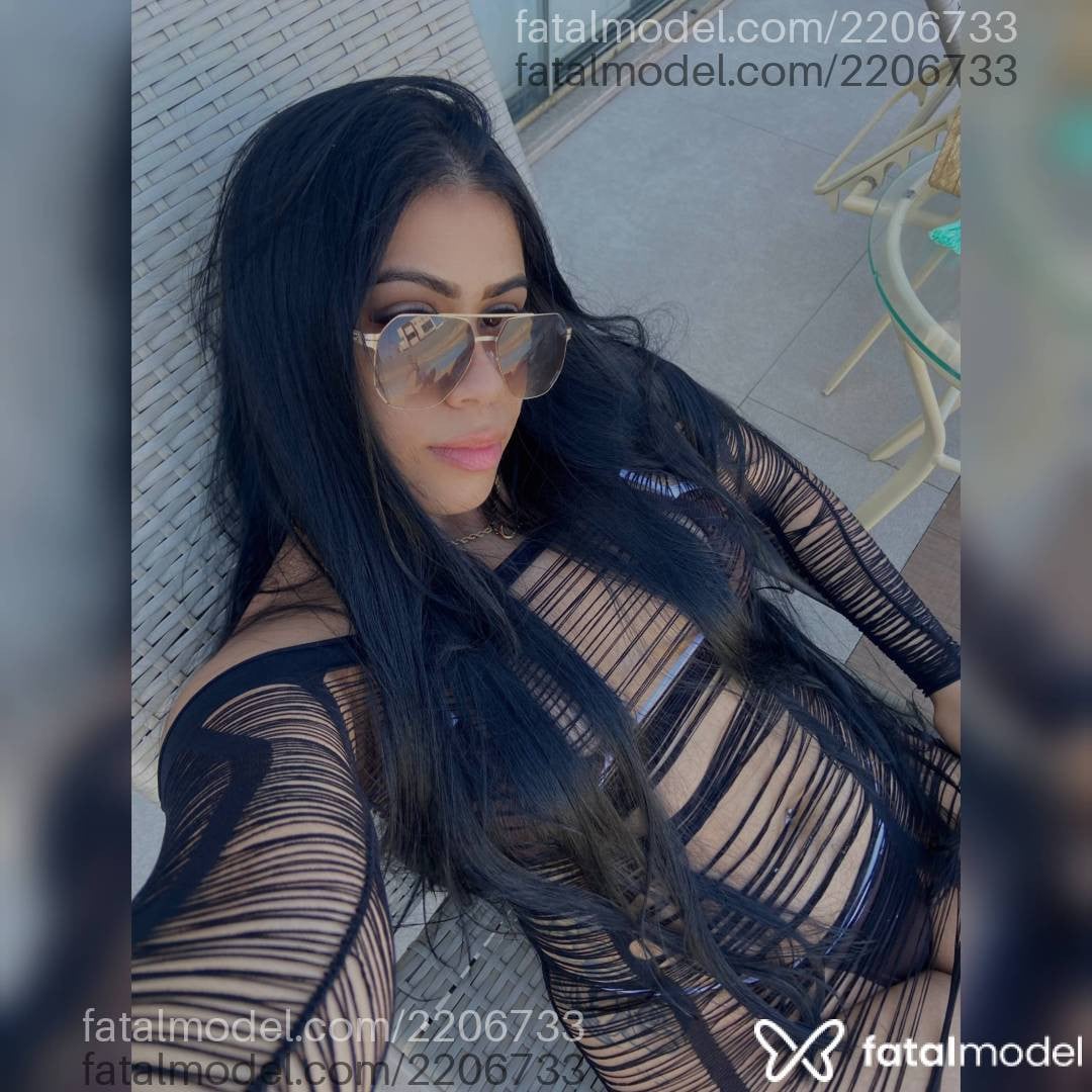 Acompanhante mulher morena (o) de olhos pretos - Jade Azevedo