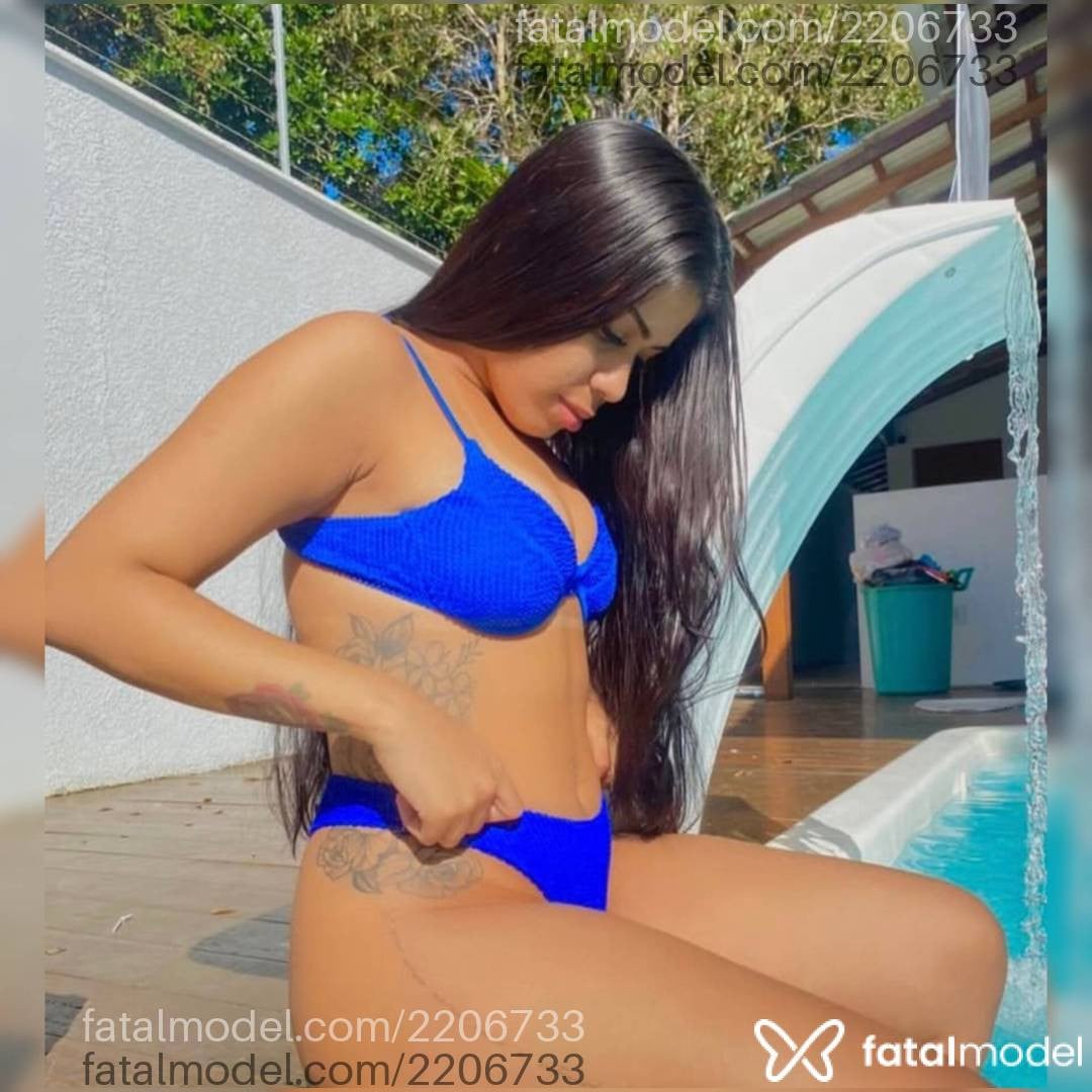 Acompanhante mulher morena (o) de olhos pretos - Jade Azevedo