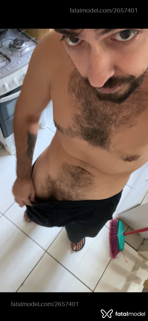 Acompanhante homem morena (o) de olhos castanhos em Porto Alegre - Gustavo