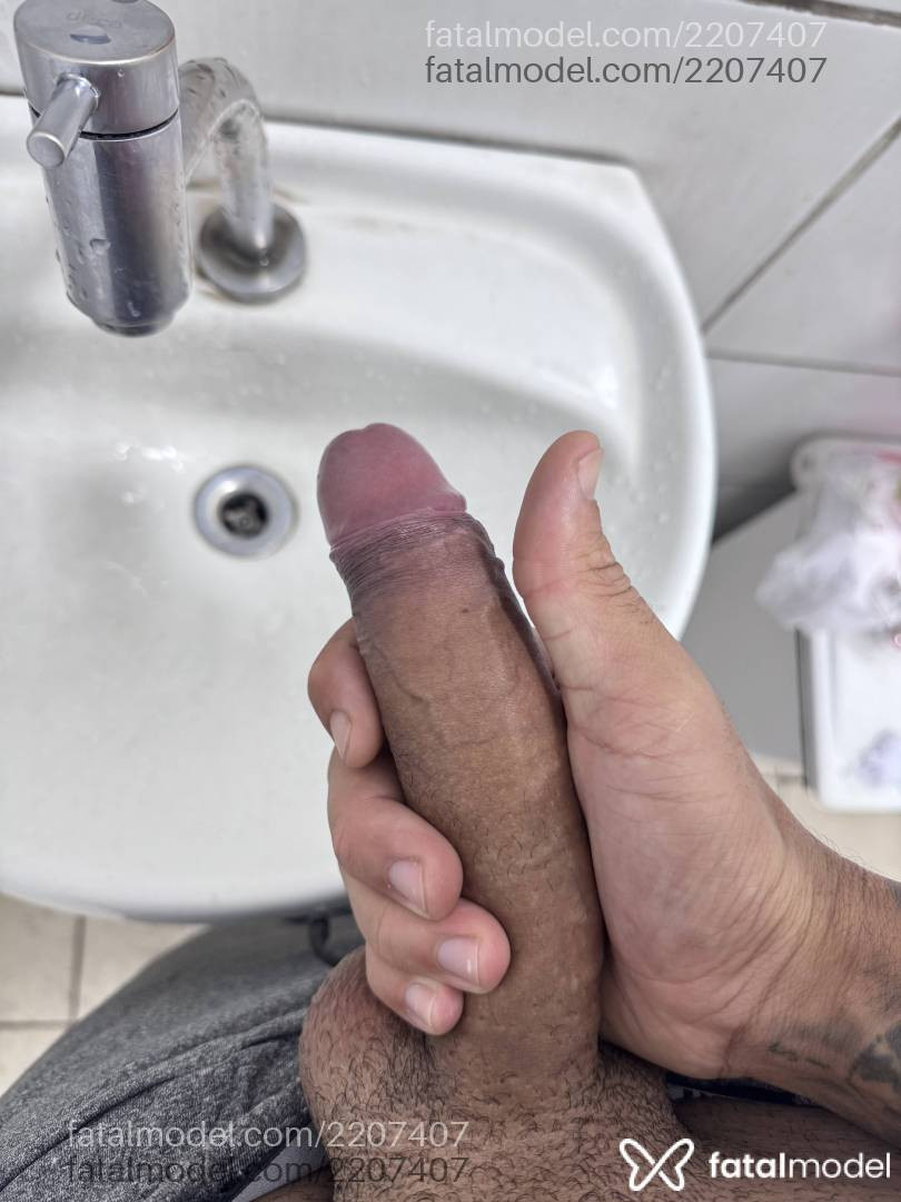 Acompanhante homem morena (o) de olhos castanhos em São Paulo Acompanhante homem morena (o) de olhos castanhos em São Paulo - Lomess