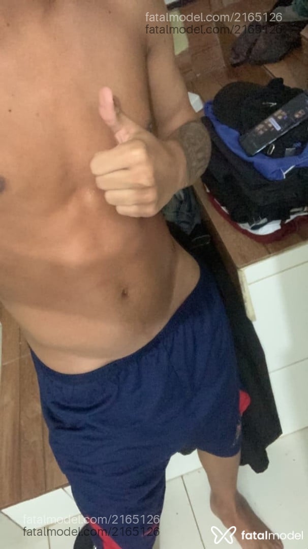 Acompanhante homem morena (o) de olhos castanhos em Salvador - Gustavo Linhares
