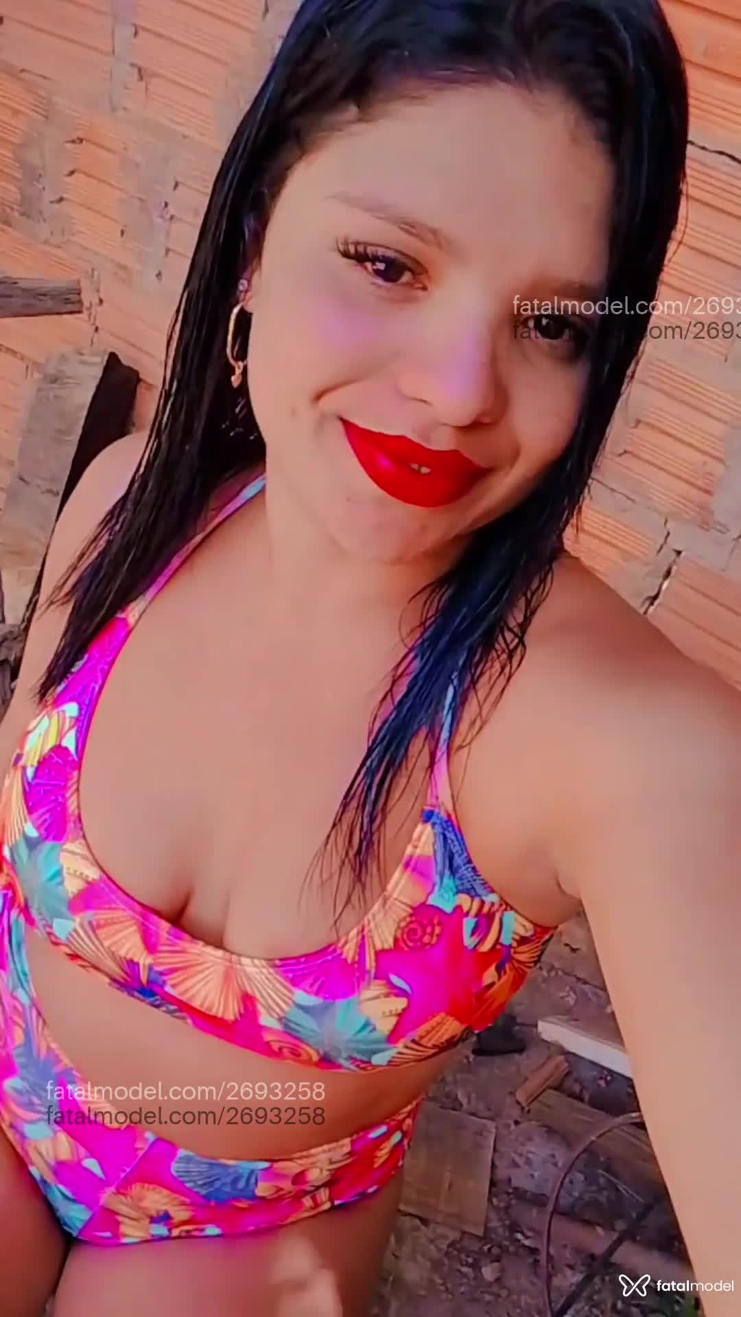 Acompanhante mulher morena (o) de olhos castanhos em Belo Horizonte - Nayara