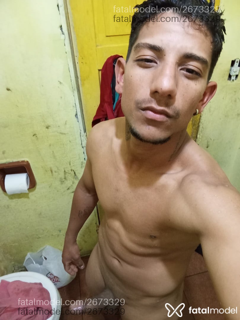 Acompanhante homem morena (o) de olhos castanhos em São Leopoldo - Tomzim