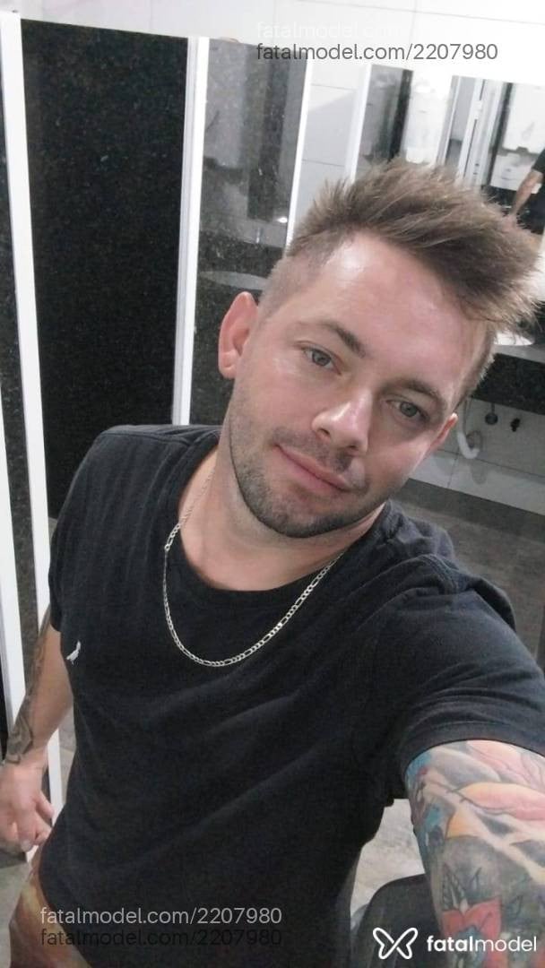 Acompanhante homem loira (o) de olhos verdes em Cascavel - Franciss