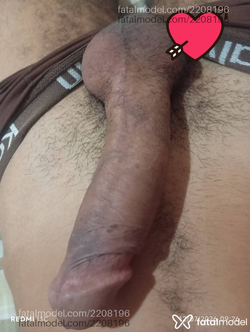 Acompanhante homem morena (o) de olhos castanhos em Santarém - Gggtttsss