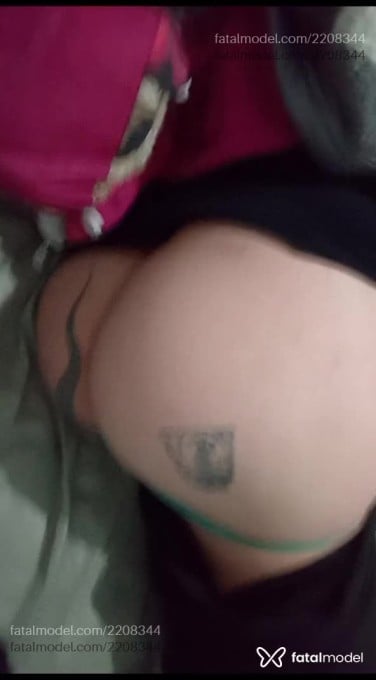 Acompanhante mulher trans morena (o) de olhos castanhos - Ellen Sanches