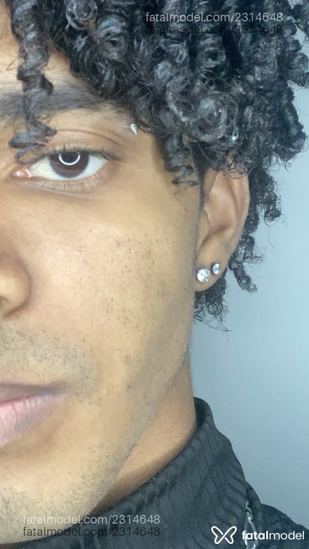 Acompanhante homem morena (o) de olhos pretos em Maragogi Acompanhante homem morena (o) de olhos pretos em Maragogi - Anjonegro