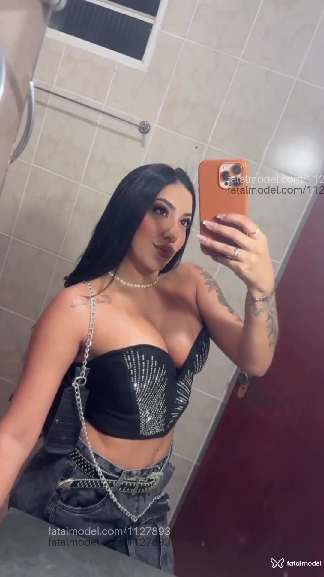 Acompanhante mulher morena (o) de olhos castanhos em Três Lagoas - Letícia Brito