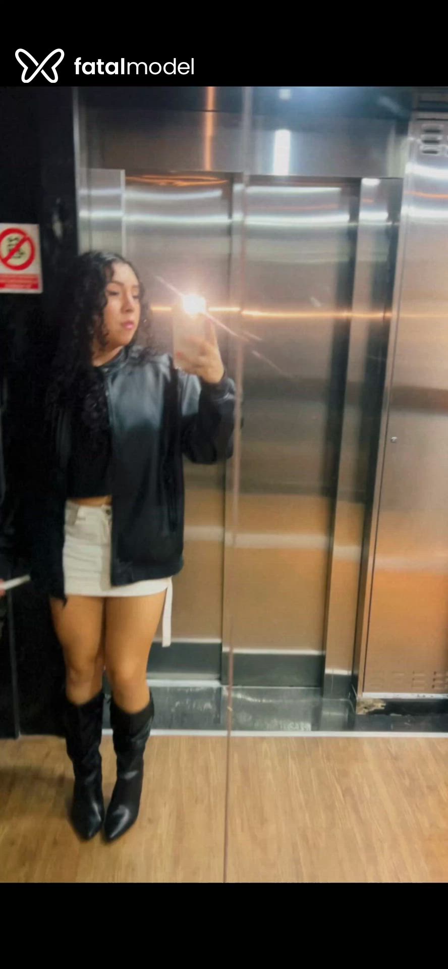 Acompanhante mulher trans morena (o) de olhos castanhos - Maya Leão Acompanhante mulher trans morena (o) de olhos castanhos - Maya Leão