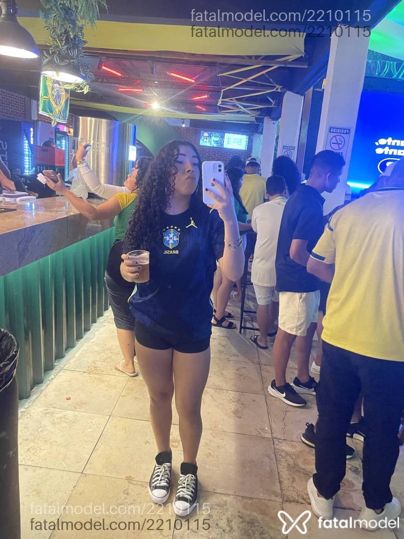 Acompanhante mulher trans morena (o) de olhos castanhos em Belém - Maya Leão