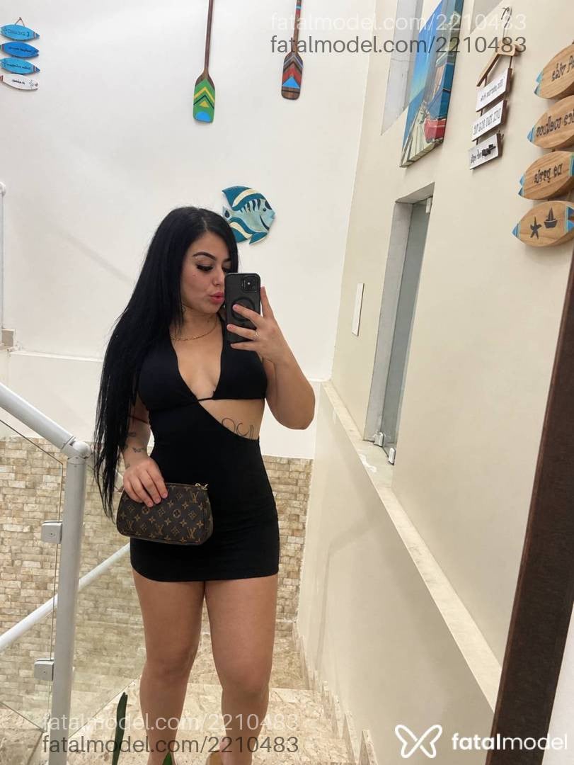 Acompanhante mulher morena (o) de olhos castanhos - Sarah