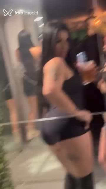 Acompanhante mulher morena (o) de olhos castanhos - Sarah