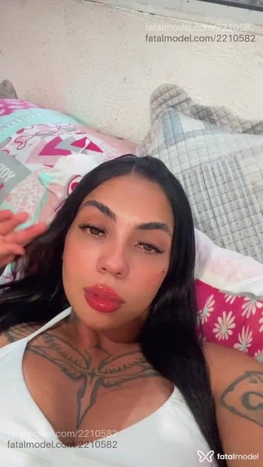 Acompanhante mulher com cabelo castanho de olhos castanhos em Porto Alegre - Angel