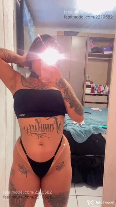 Acompanhante mulher com cabelo castanho de olhos castanhos em Porto Alegre - Angel