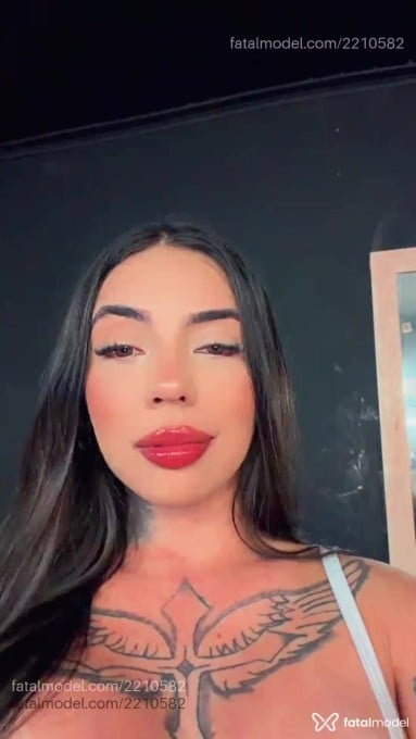 Acompanhante mulher com cabelo castanho de olhos castanhos em Porto Alegre Acompanhante mulher com cabelo castanho de olhos castanhos em Porto Alegre - Angel