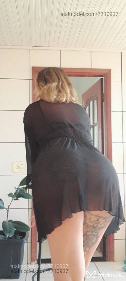 Acompanhante mulher trans loira (o) de olhos castanhos em Dracena - Milla