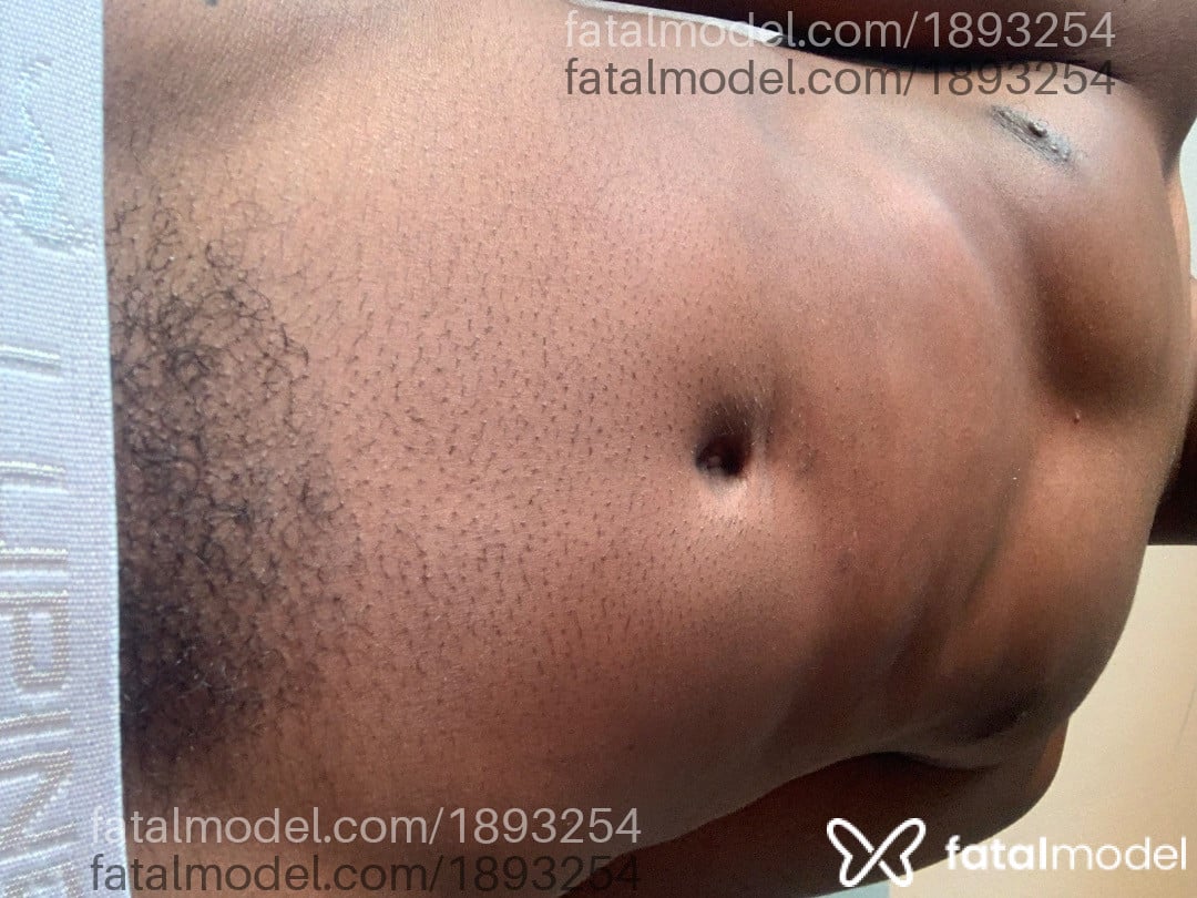 Acompanhante homem sem cabelo de olhos pretos em Belo Horizonte - Lulu