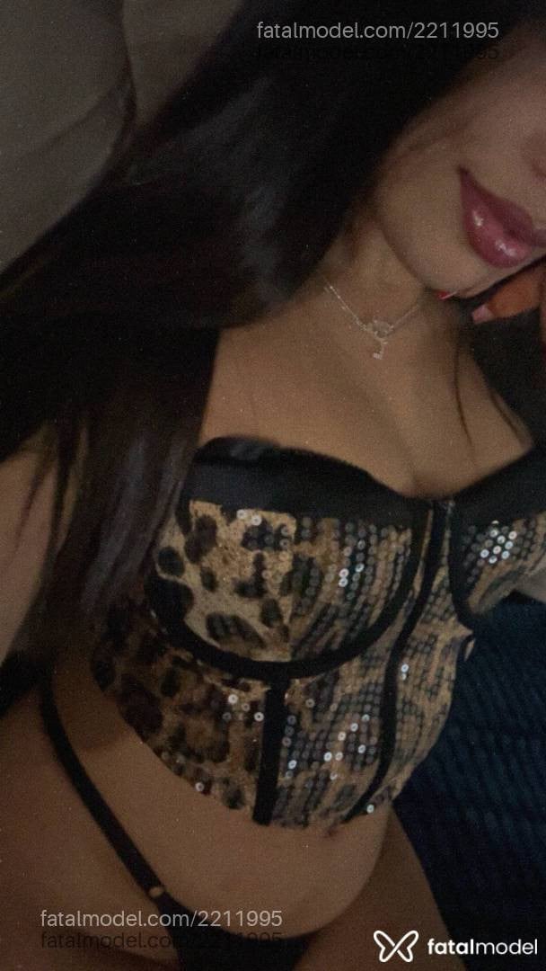 Acompanhante mulher morena (o) de olhos castanhos - Ana Clara