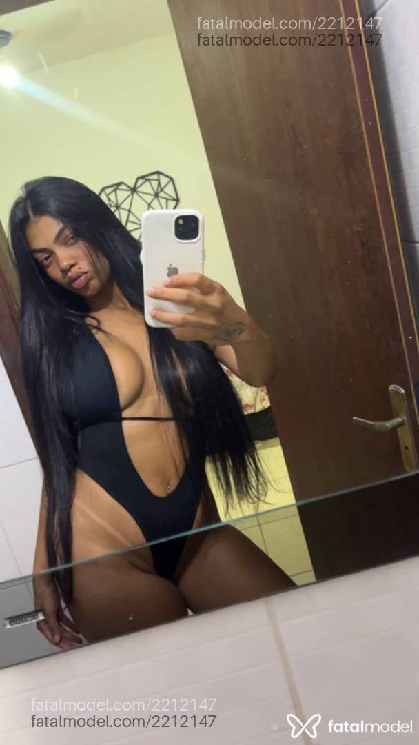 Acompanhante mulher morena (o) de olhos pretos em Divinópolis - Dafyne