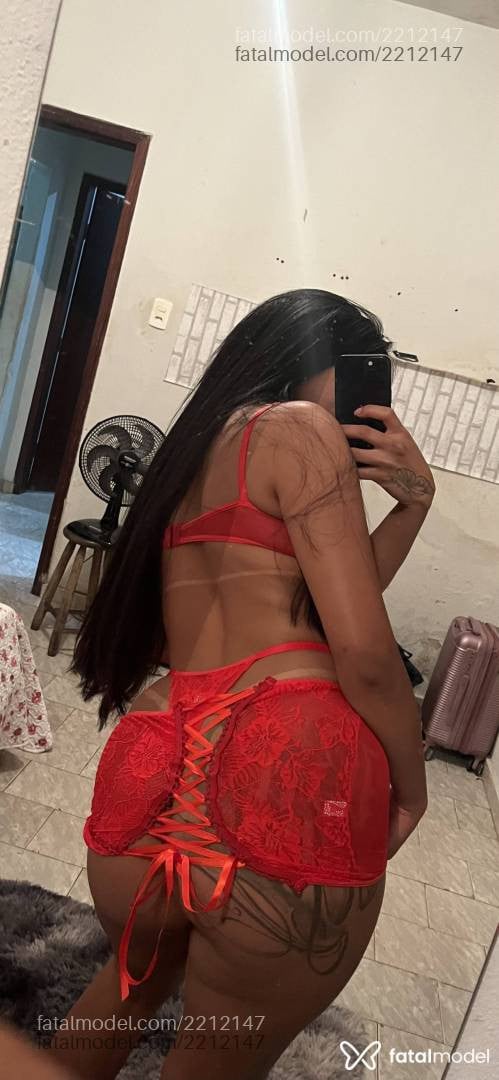 Acompanhante mulher morena (o) de olhos pretos em Arcos - Dafyne