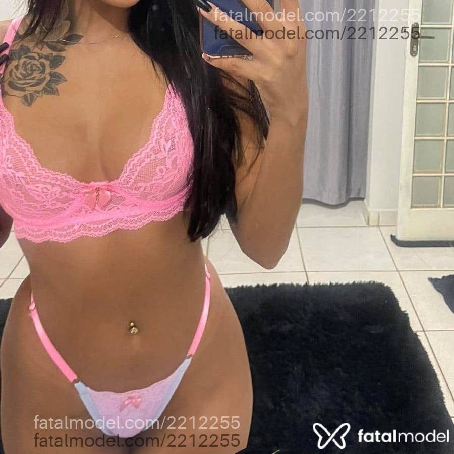 Acompanhante mulher morena (o) de olhos pretos em Uberlândia - Beatriz
