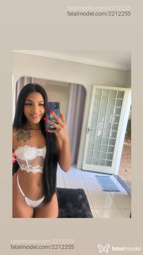 Acompanhante mulher morena (o) de olhos pretos em Uberlândia - Beatriz