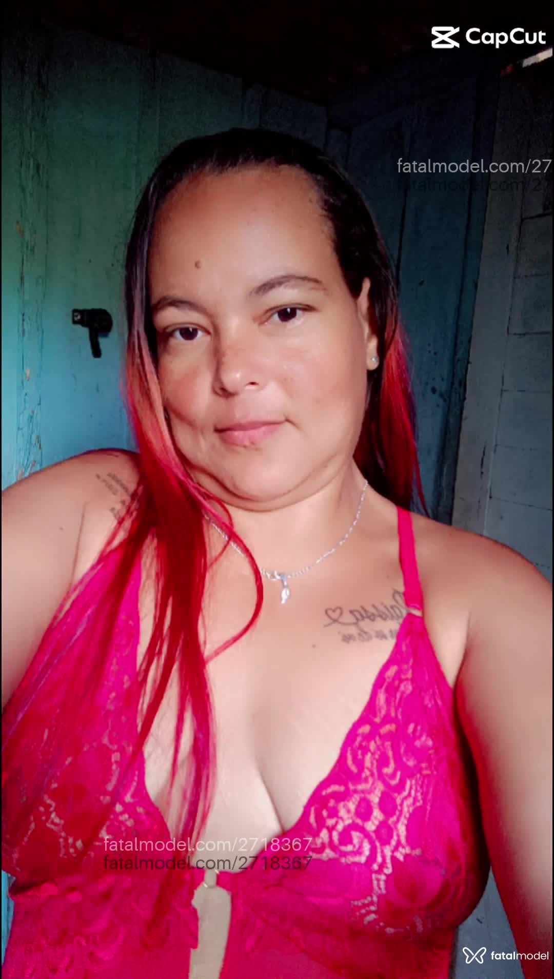 Acompanhante mulher ruiva (o) de olhos castanhos em Virtual Acompanhante mulher ruiva (o) de olhos castanhos em Virtual - Bia