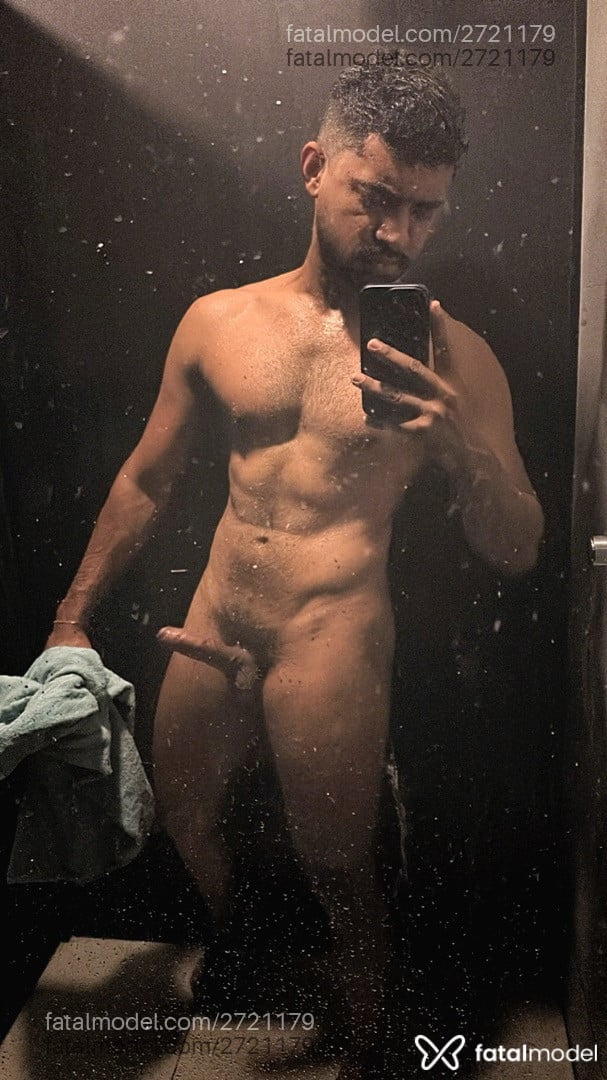 Acompanhante homem morena (o) de olhos pretos em Goiânia - Pablo