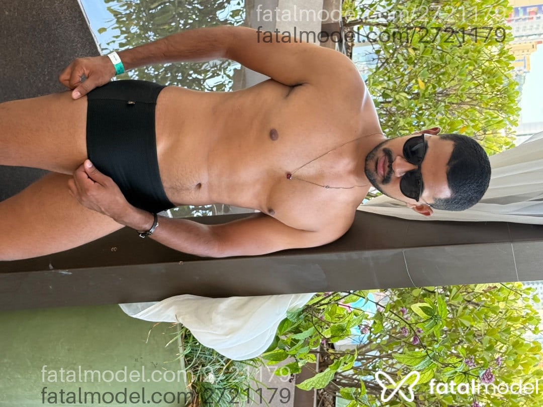 Acompanhante homem morena (o) de olhos pretos em Goiânia - Pablo