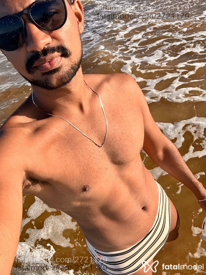 Acompanhante homem morena (o) de olhos pretos em Goiânia - Pablo