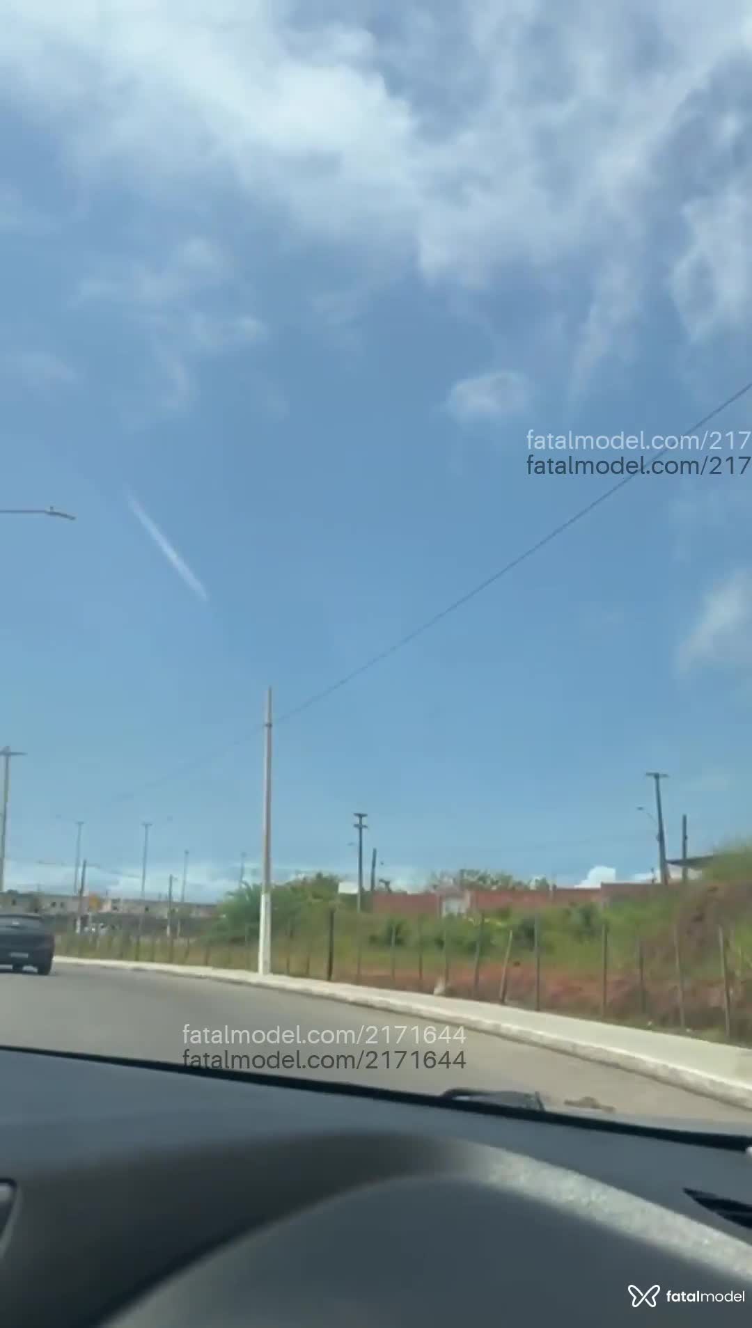 Acompanhante mulher com cabelo castanho de olhos castanhos em Maceió Acompanhante mulher com cabelo castanho de olhos castanhos em Maceió - Melissa