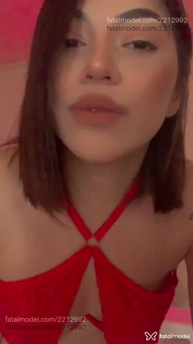Acompanhante mulher com cabelo castanho de olhos castanhos - Gabs Acompanhante mulher com cabelo castanho de olhos castanhos - Gabs