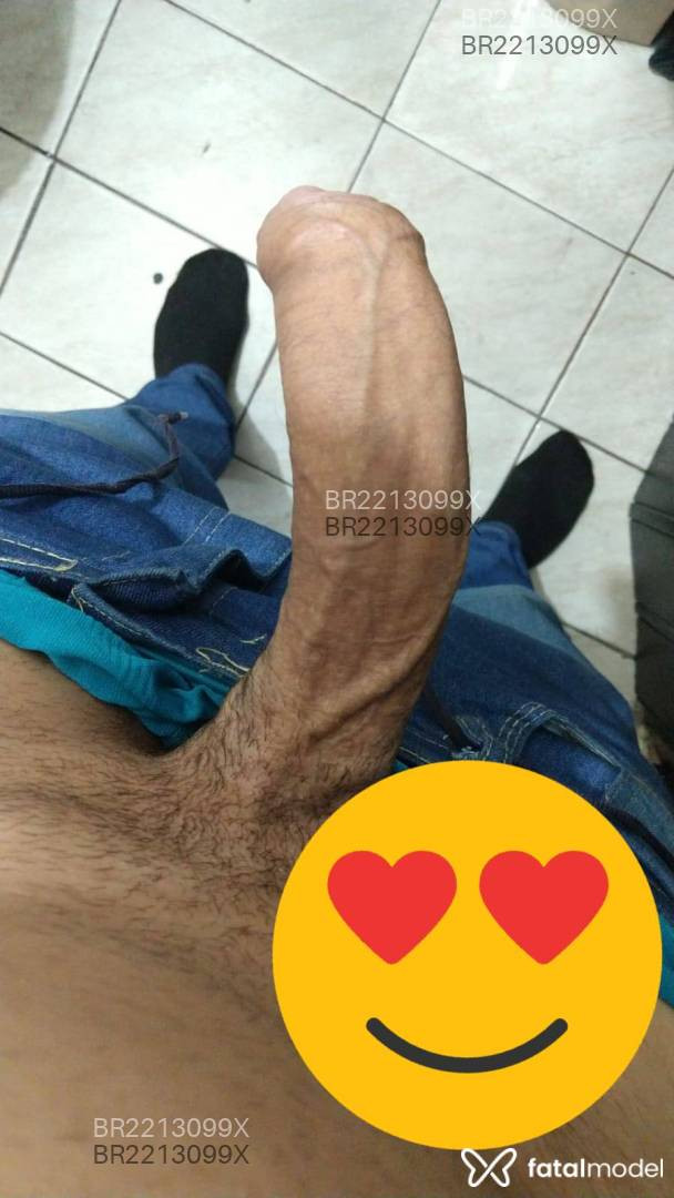 Acompanhante homem com cabelo castanho de olhos mel - Taldojegue Acompanhante homem com cabelo castanho de olhos mel - Taldojegue