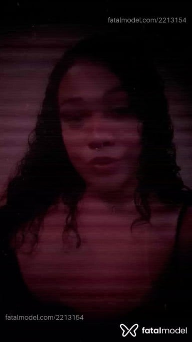 Acompanhante mulher trans morena (o) de olhos mel em Ribeirão Preto - Esmeralda
