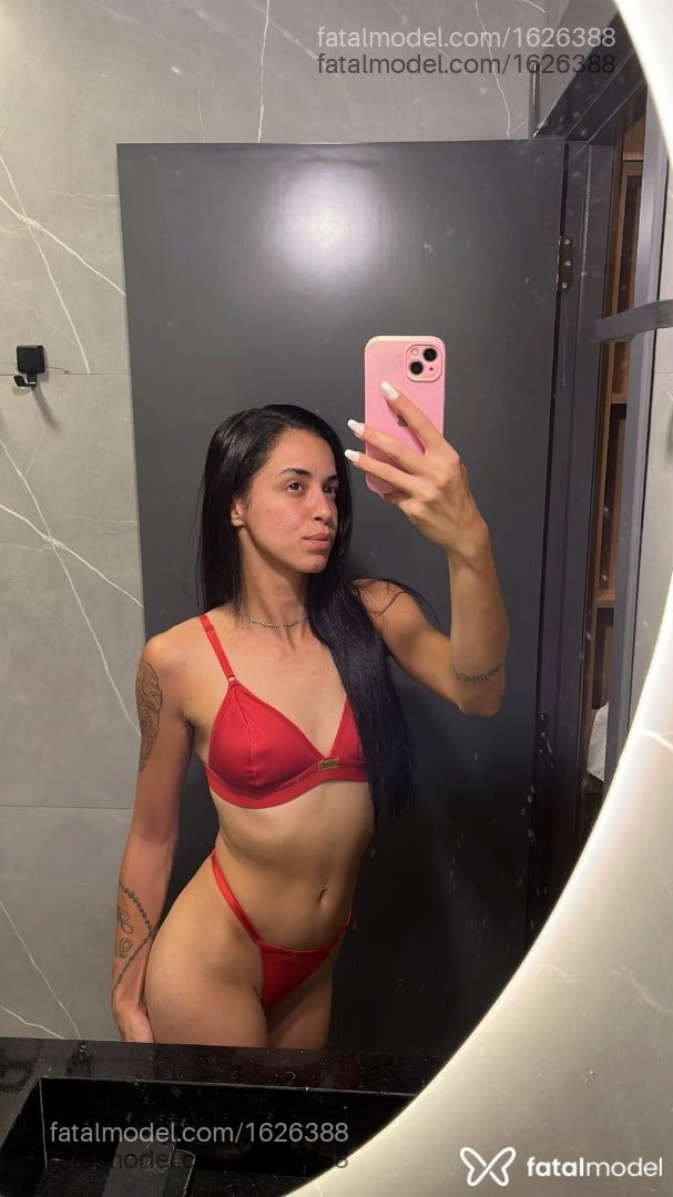 Acompanhante mulher morena (o) de olhos castanhos em Ubatuba - Lunna