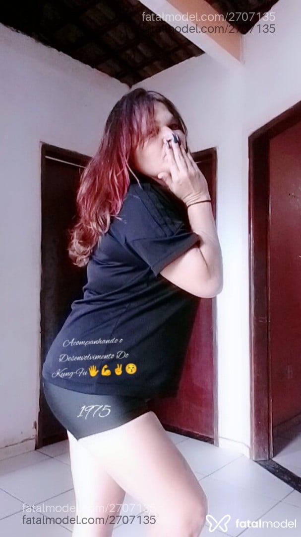 Acompanhante mulher loira (o) de olhos mel em Macaé - moranguinhogostosa