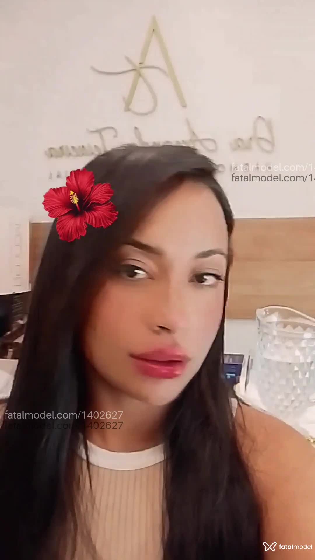 Acompanhante mulher morena (o) de olhos castanhos em São Paulo - Juju