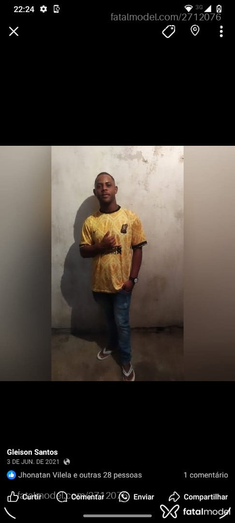 Acompanhante homem com cabelo castanho de olhos castanhos em Belo Horizonte - Rafael