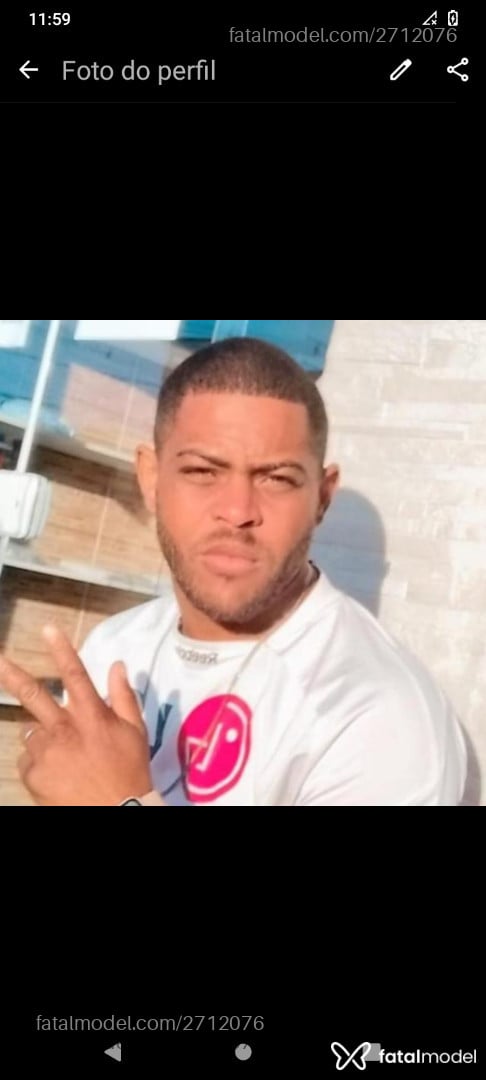Acompanhante homem com cabelo castanho de olhos castanhos em Belo Horizonte - Rafael