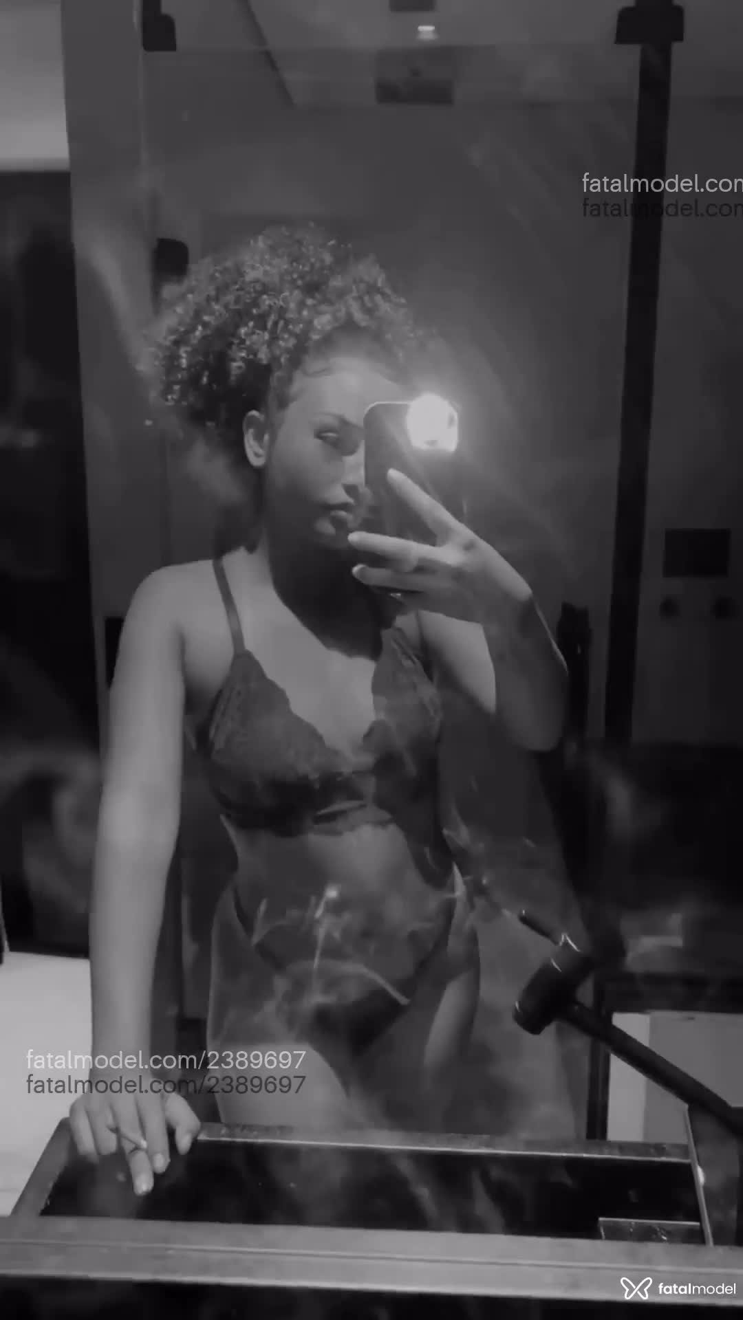 Acompanhante mulher com cabelo castanho de olhos pretos em Rio de Janeiro - Larissa