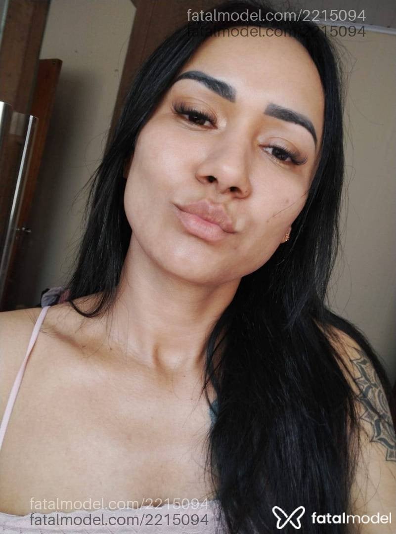 Acompanhante mulher morena (o) de olhos pretos em Goiânia - Hellen