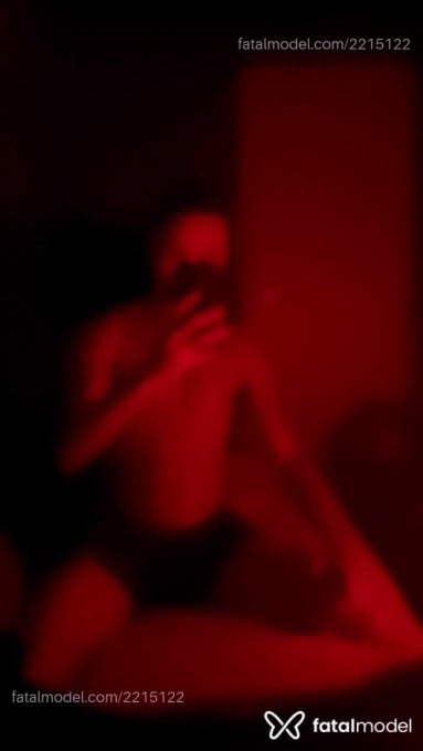 Acompanhante homem morena (o) de olhos pretos em Petrópolis - Thssilva