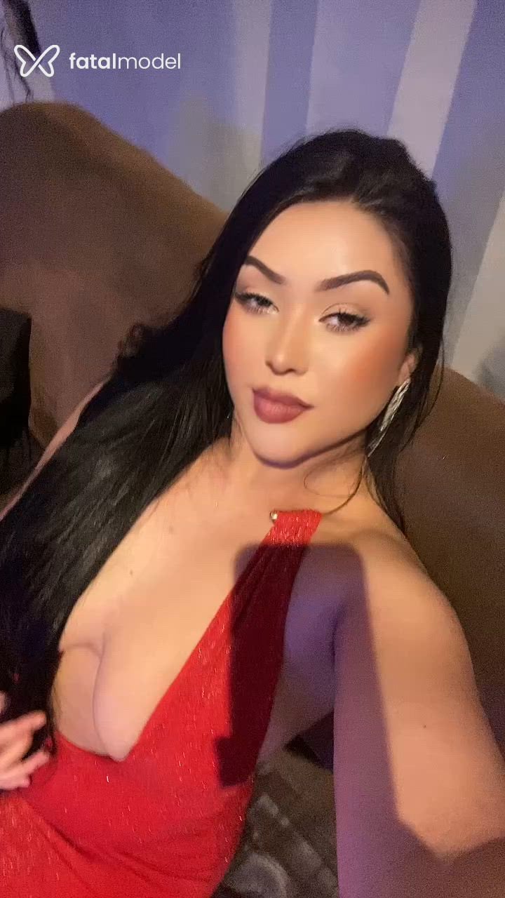 Acompanhante mulher morena (o) de olhos castanhos - Alicia Emanuela Acompanhante mulher morena (o) de olhos castanhos - Alicia Emanuela