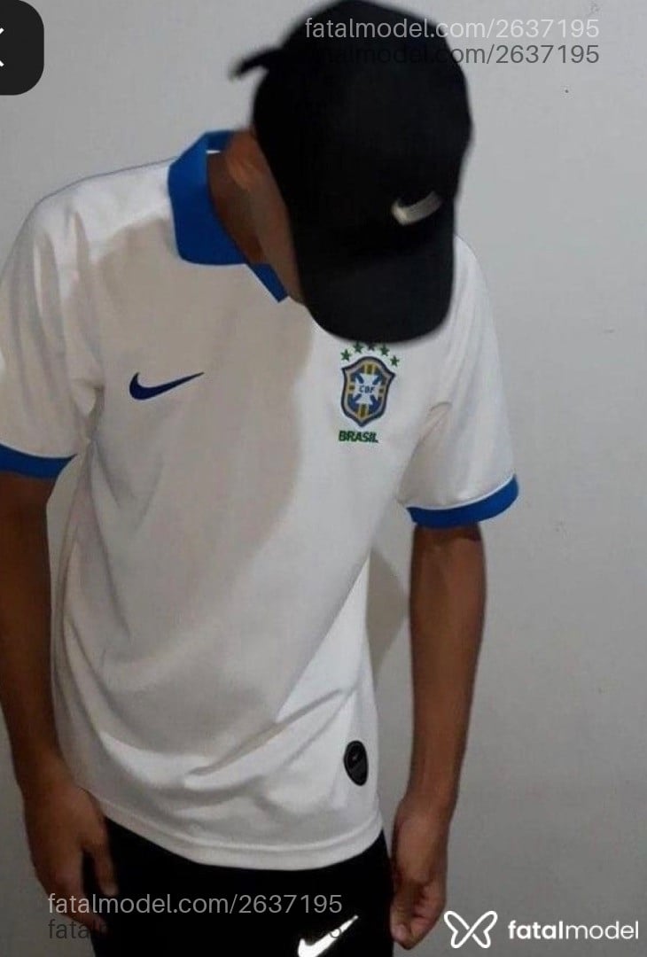 Acompanhante homem morena (o) de olhos castanhos em Blumenau - Júnior