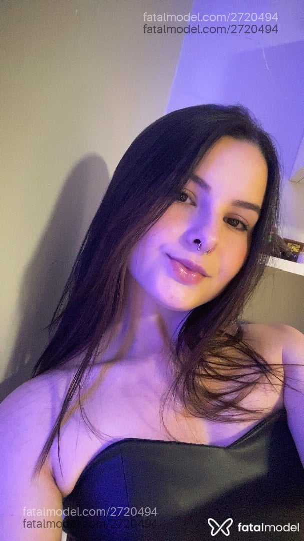 Acompanhante mulher morena (o) de olhos castanhos em Virtual Acompanhante mulher morena (o) de olhos castanhos em Virtual - Gabriela Pottmaier