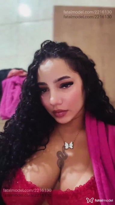 Acompanhante mulher morena (o) de olhos castanhos em Lavras - Morena